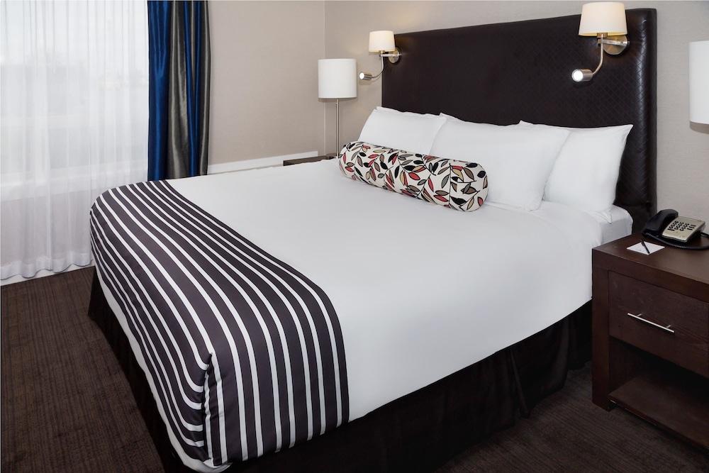 Sandman Signature Edmonton South Hotel Ngoại thất bức ảnh