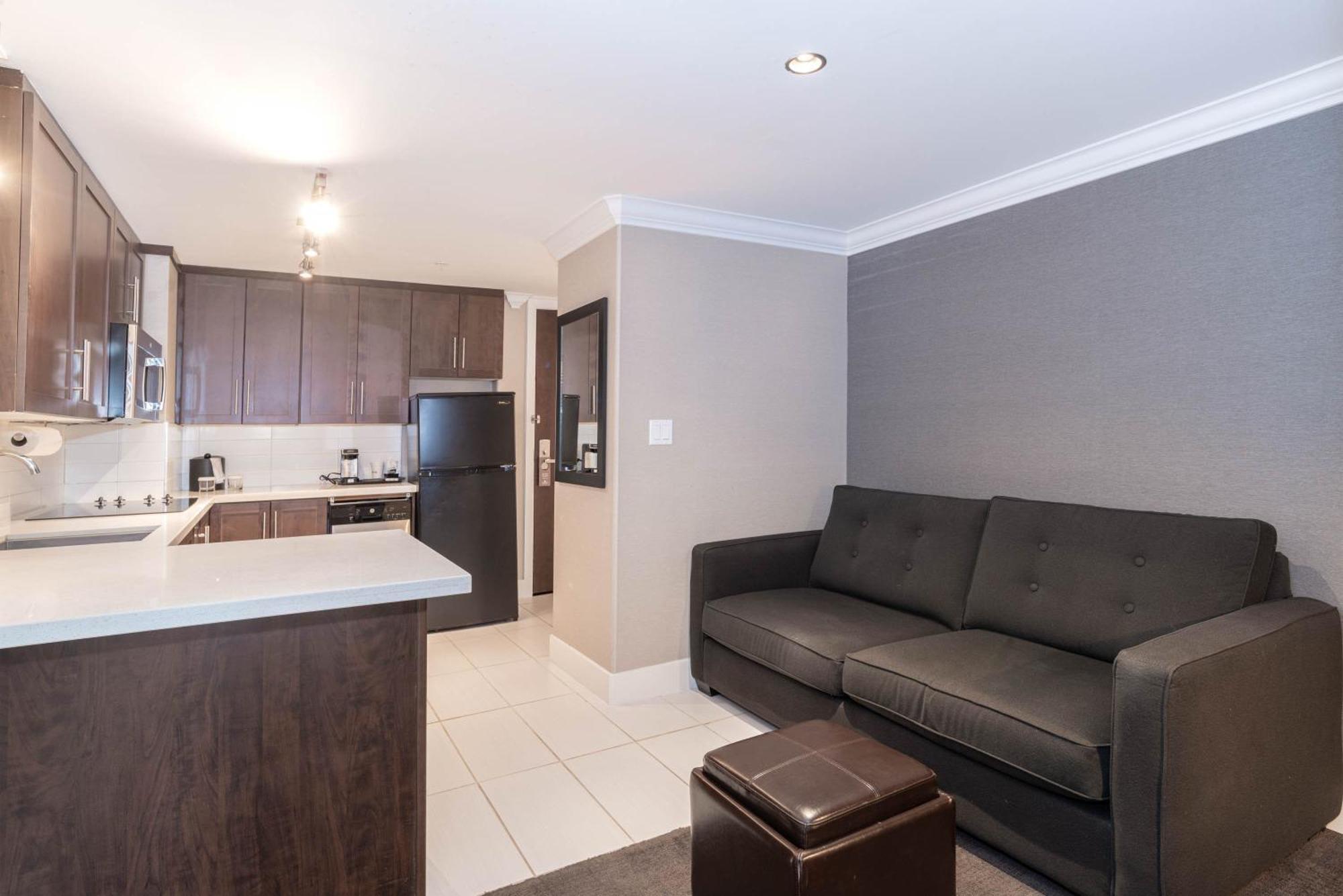 Sandman Signature Edmonton South Hotel Ngoại thất bức ảnh