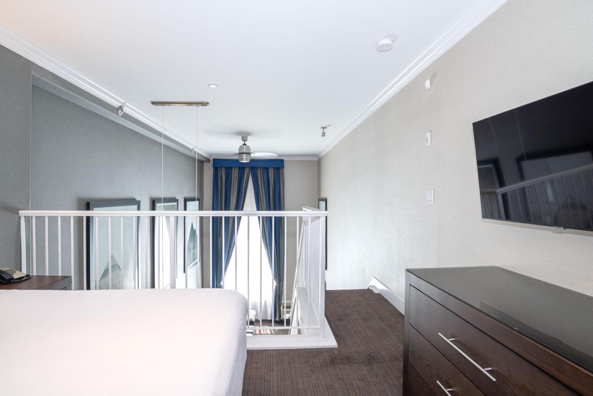 Sandman Signature Edmonton South Hotel Ngoại thất bức ảnh